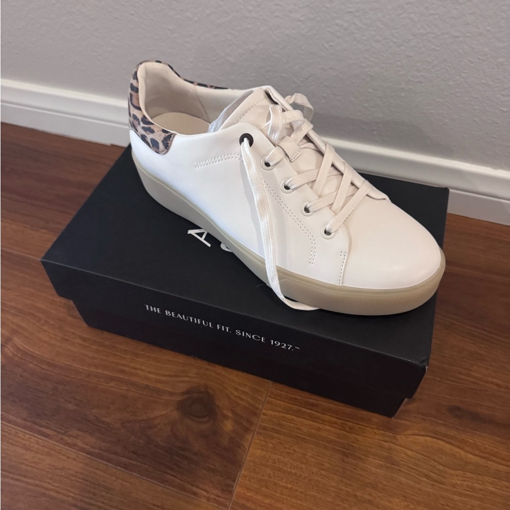 Naturalizer White Sneakers with Leopard Accent